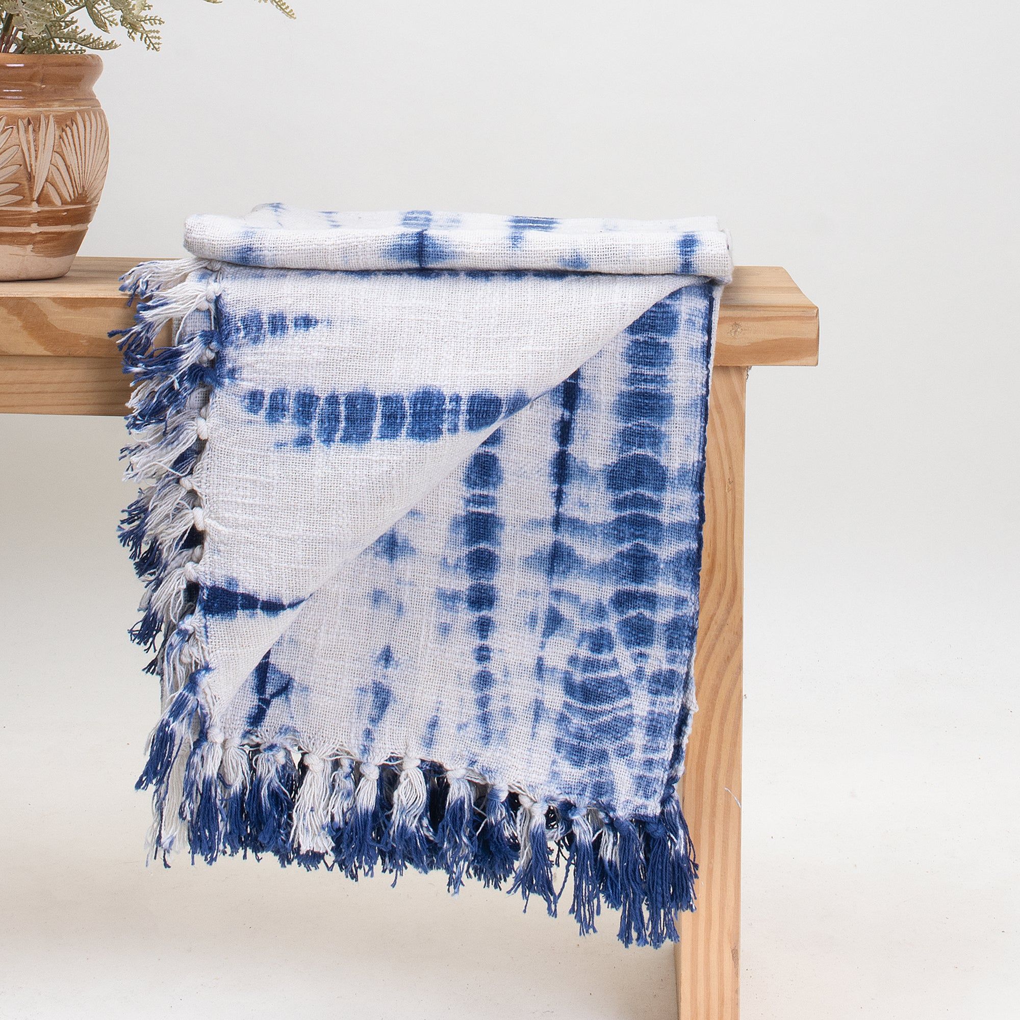 Soft Tie-Dye Throw Blanket
